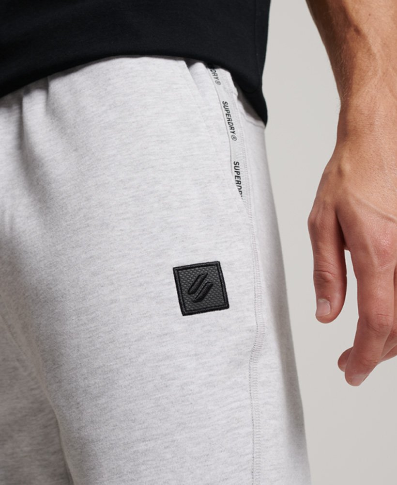 shorts técnicos em cinza mesclado militar