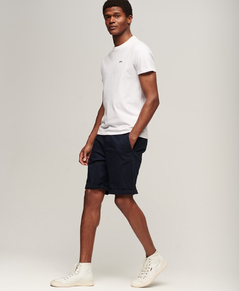 shorts chino estilo militar vintage na cor azul marinho eclipse.