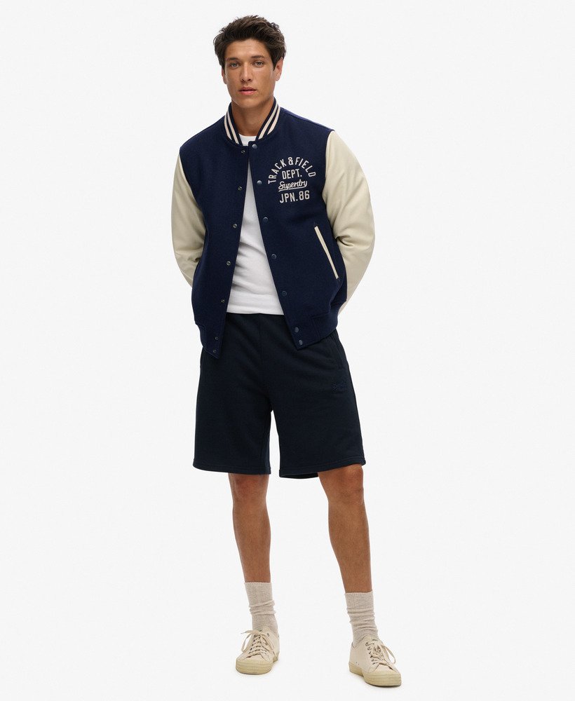 calções essential logo jersey na cor eclipse navy