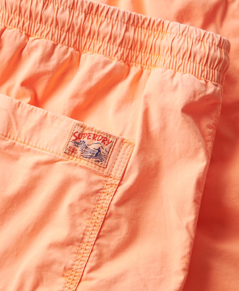 shorts de caminhada na cor pêssego