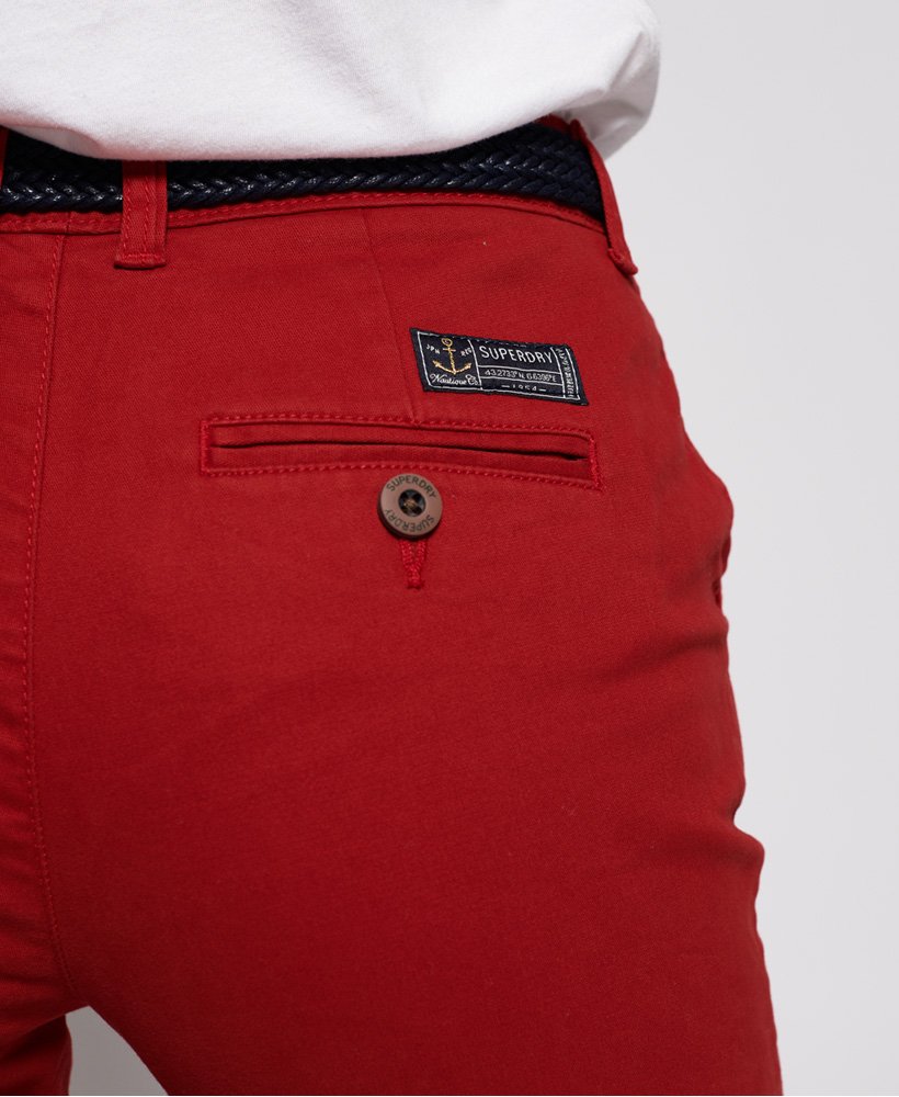 shorts international city em vermelho