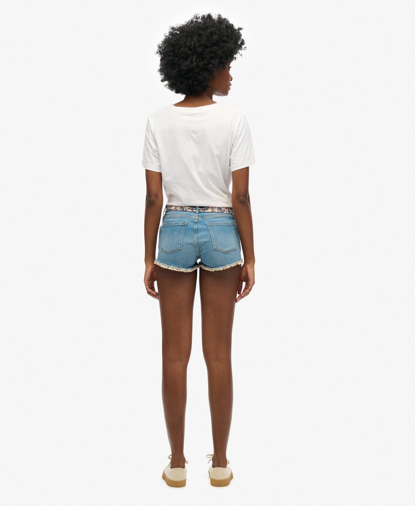 shorts curtos de renda na cor Índigo mÉdio