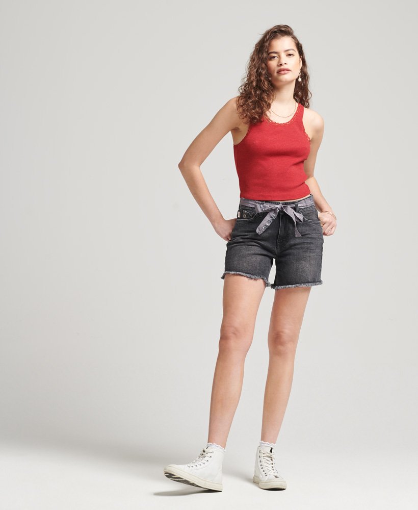 shorts justos de cintura média na cor wolcott black stone