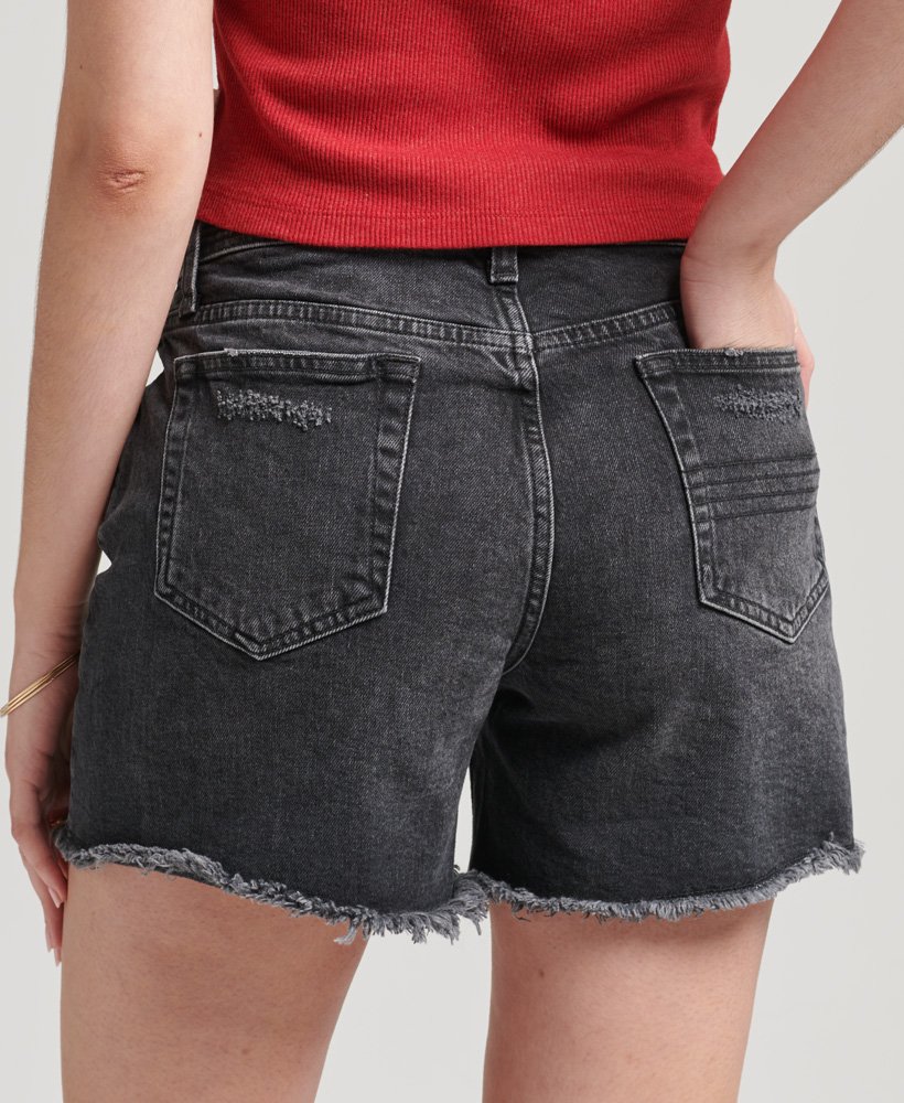 shorts justos de cintura média na cor wolcott black stone