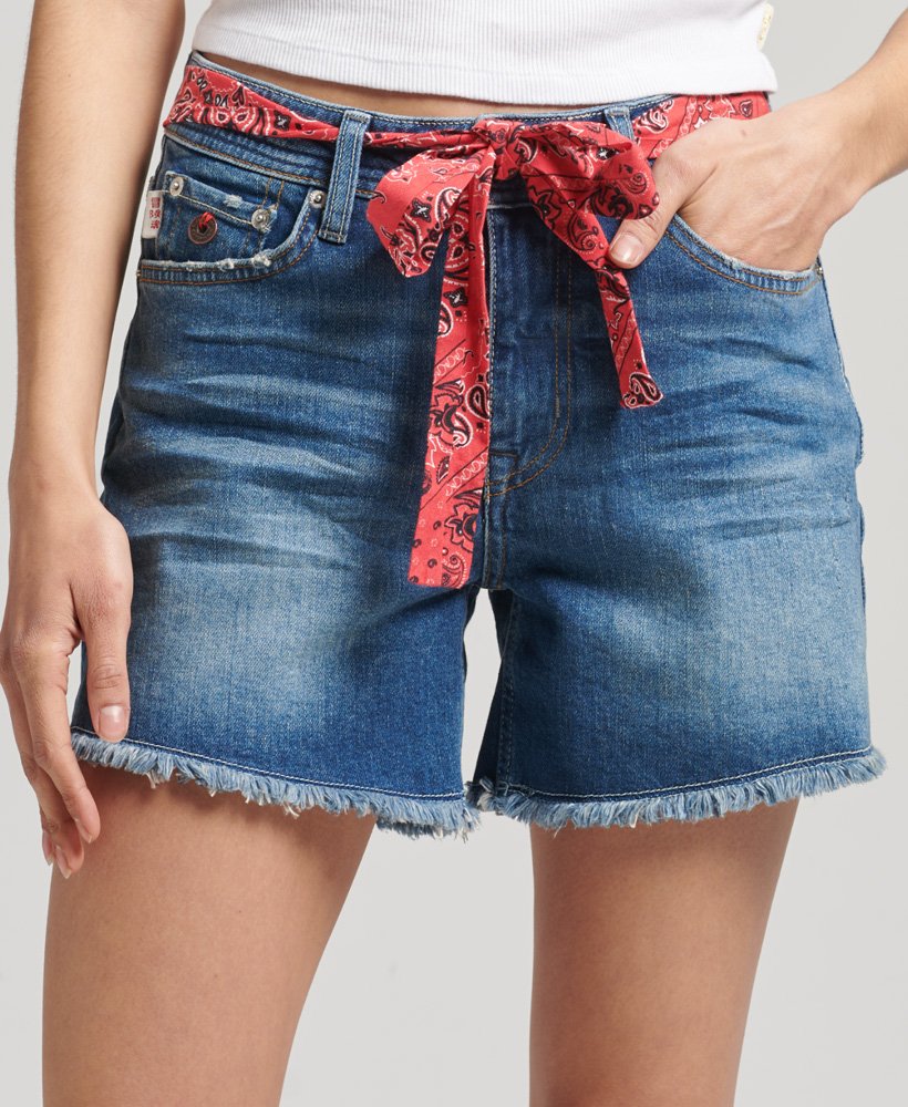 shorts justos de cintura média na cor salem mid worn blue