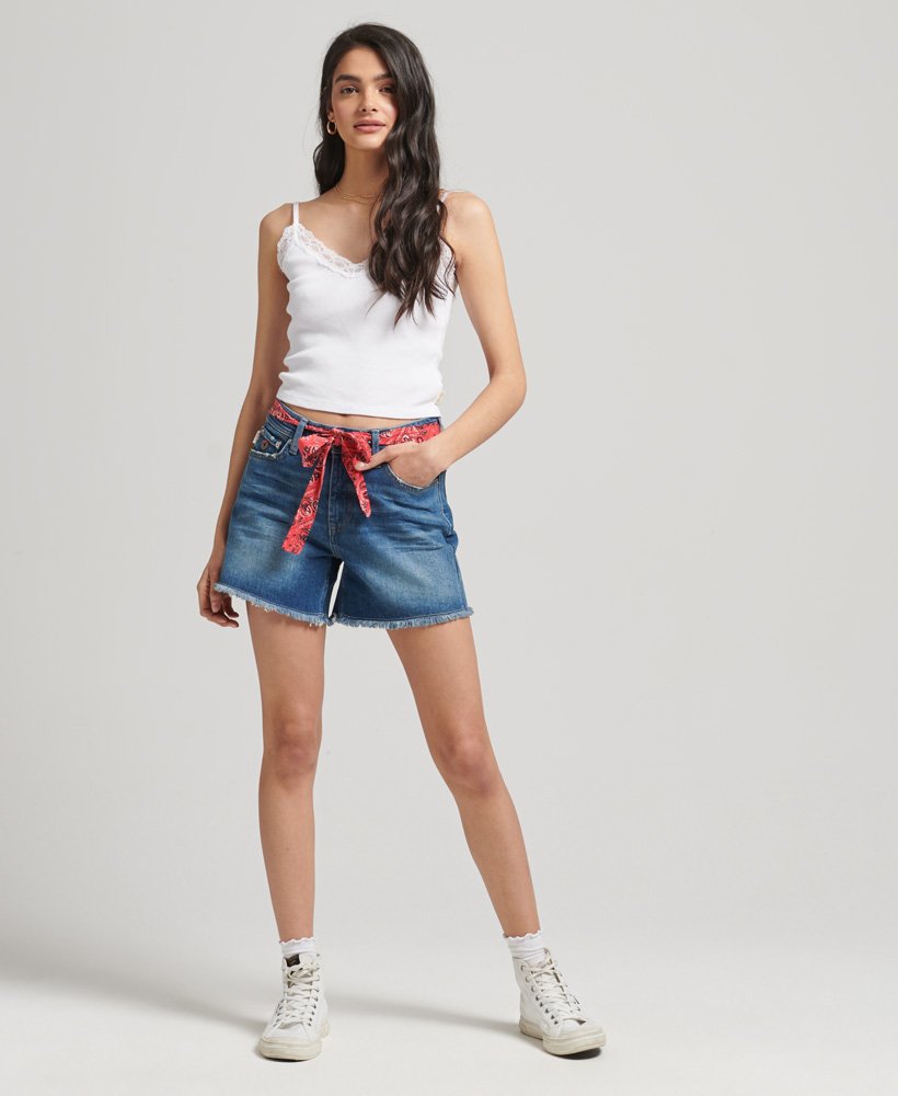 shorts justos de cintura média na cor salem mid worn blue