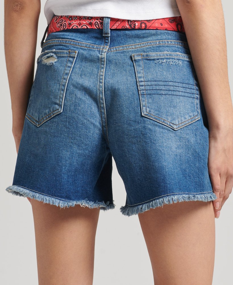 shorts justos de cintura média na cor salem mid worn blue