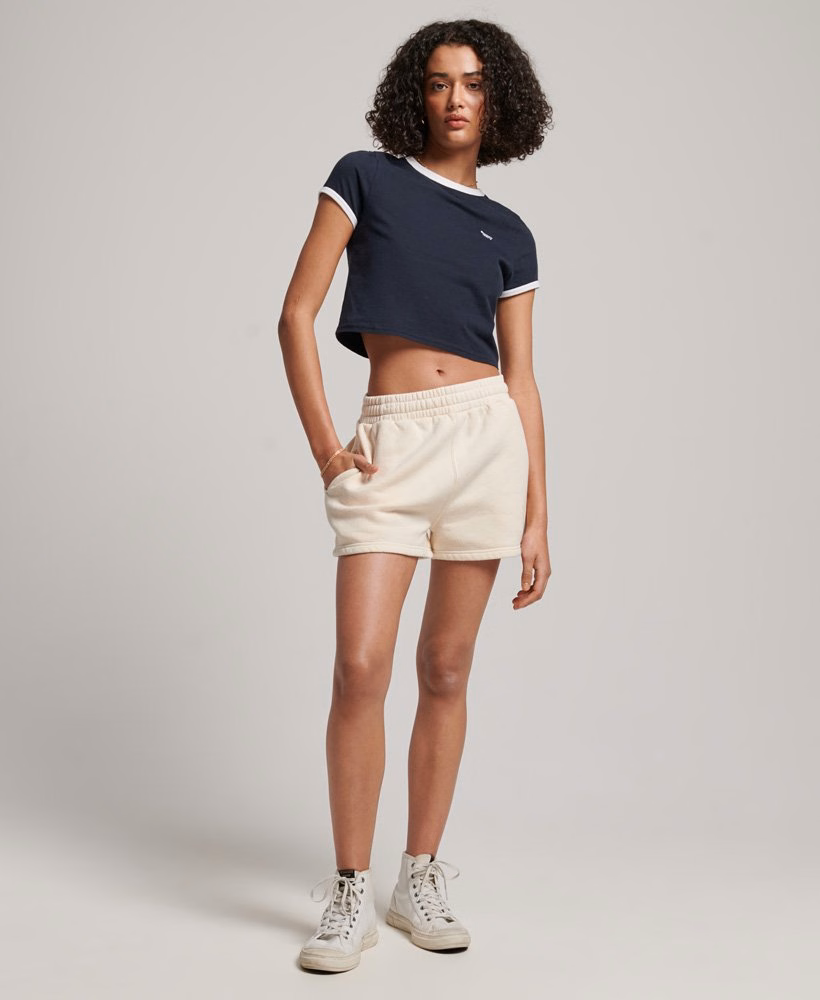 Shorts de moletom com lavagem vintage