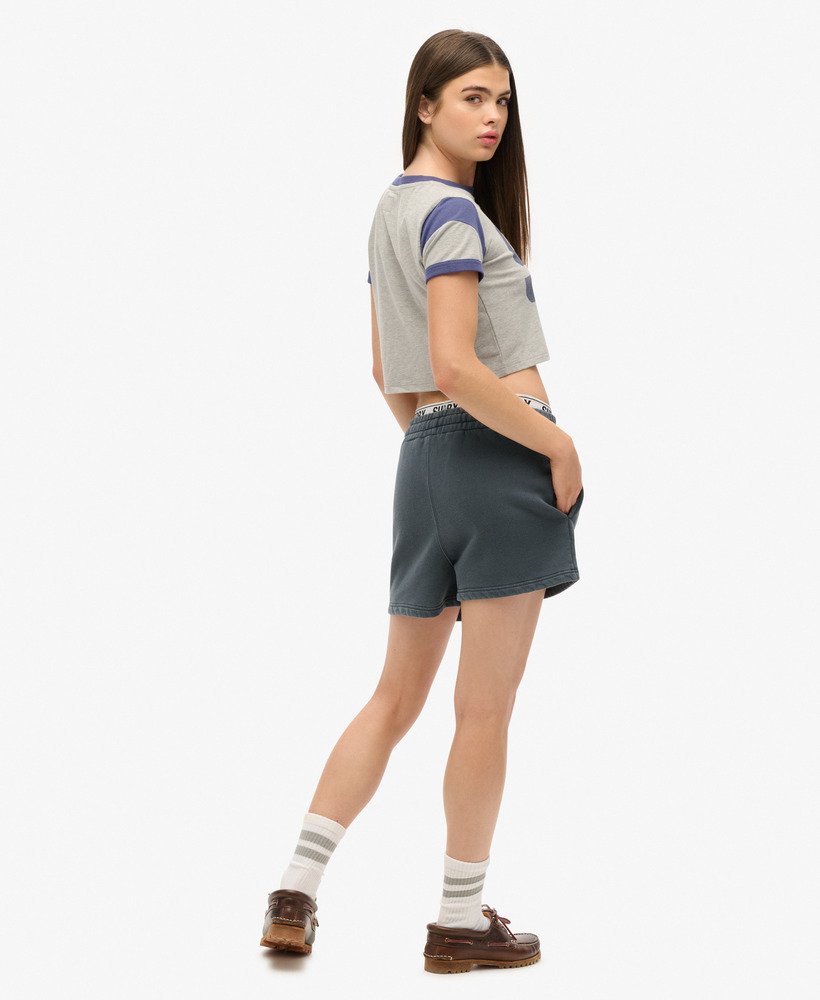 shorts de moletom com lavagem vintage na cor azul-marinho eclipse.