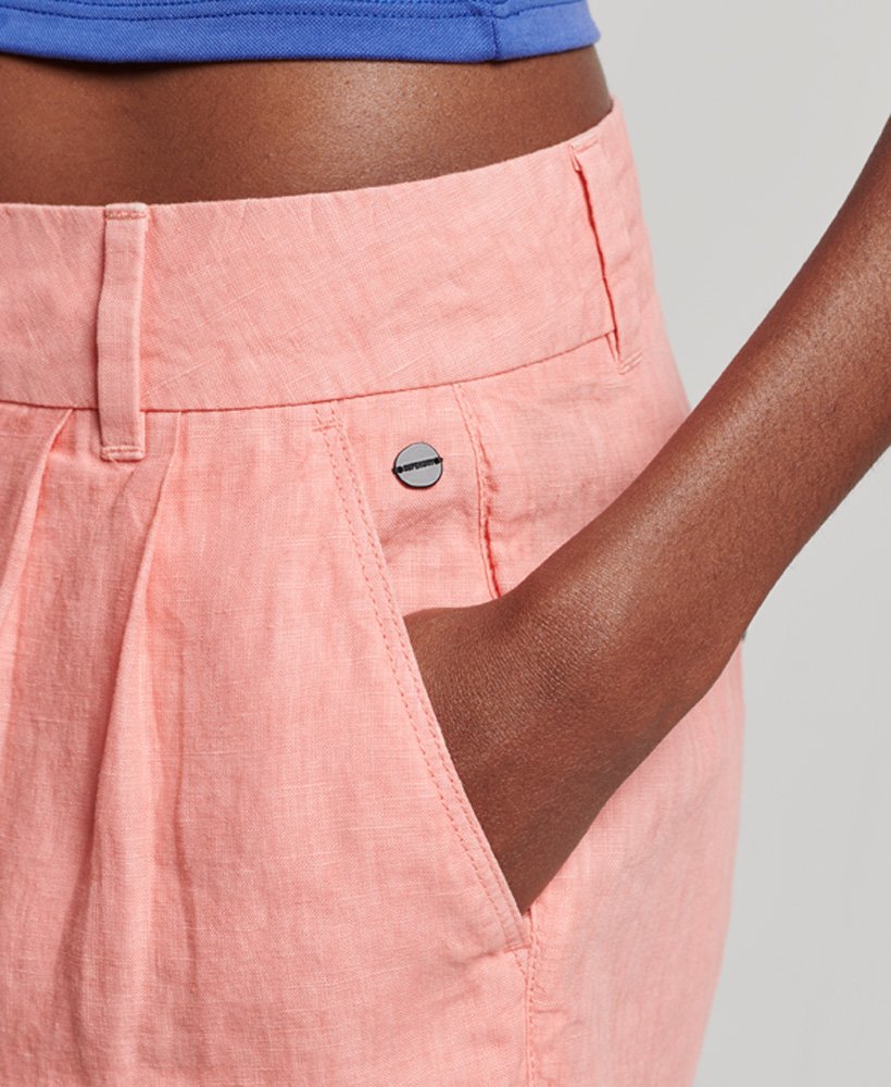 shorts de linho tingidos em tom coral pôr do sol
