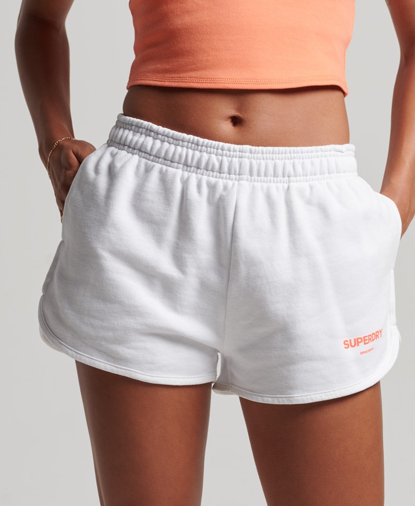 calções de treino core sport na cor Óptica