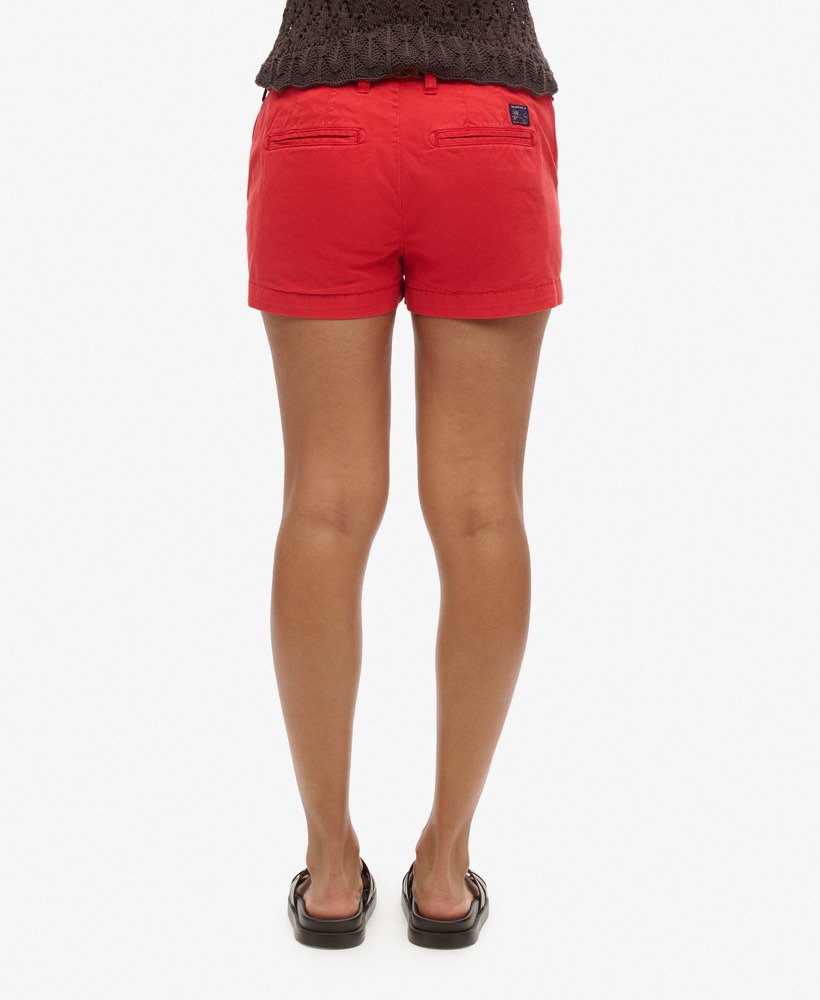 shorts chino hot na cor vermelho refrigerante