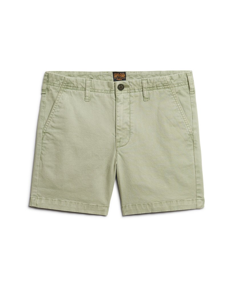 calções chino clássicos em verde menta acinzentado