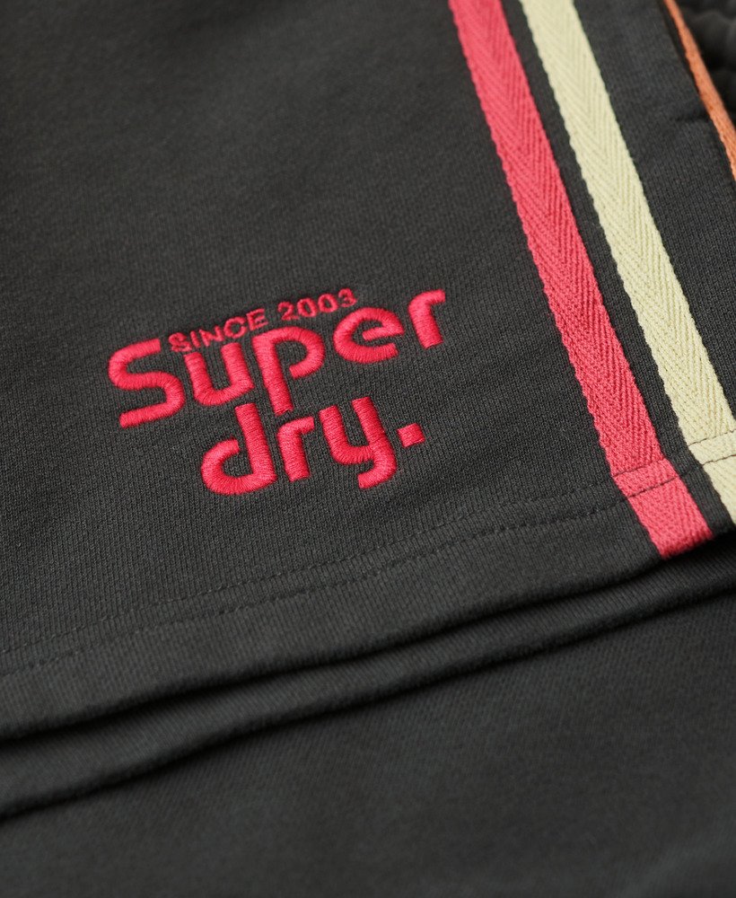 shorts com logo rainbow side stripe em preto lavado