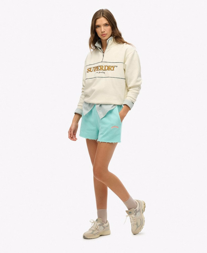 Shorts tingidos com o logotipo essencial