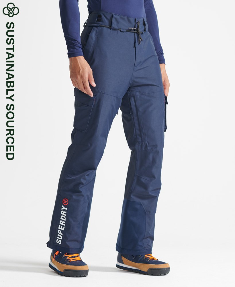 calça ultimate rescue na cor azul marinho intenso.