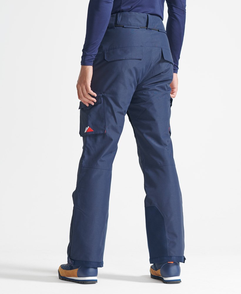 calça ultimate rescue na cor azul marinho intenso.