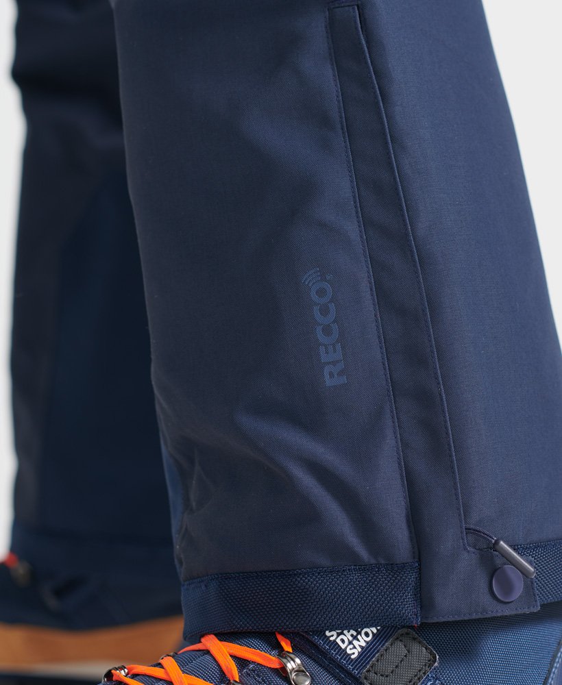 calça ultimate rescue na cor azul marinho intenso.
