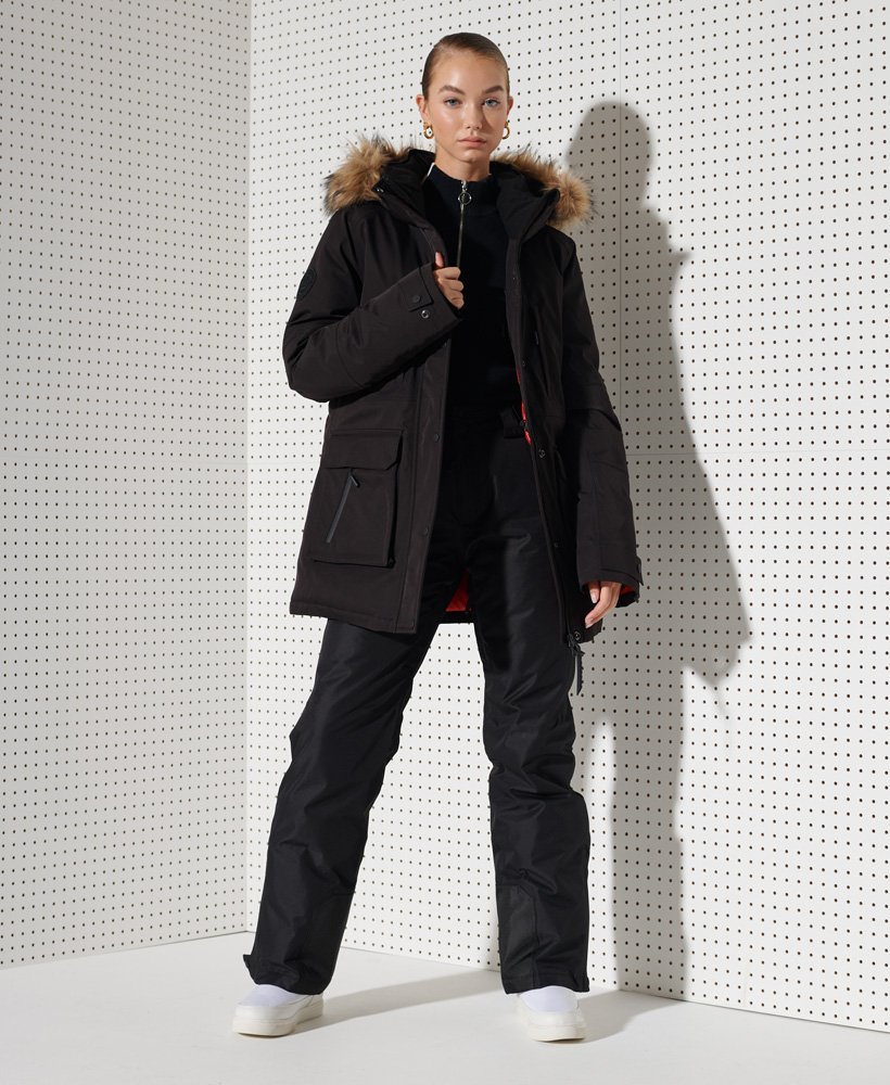 casaco parka de neve everest down na cor preta.