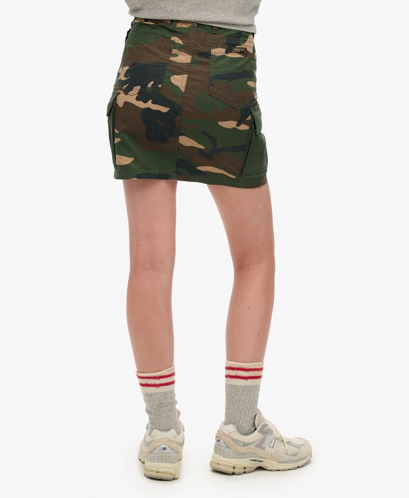 saia cargo reta em camuflagem colorado