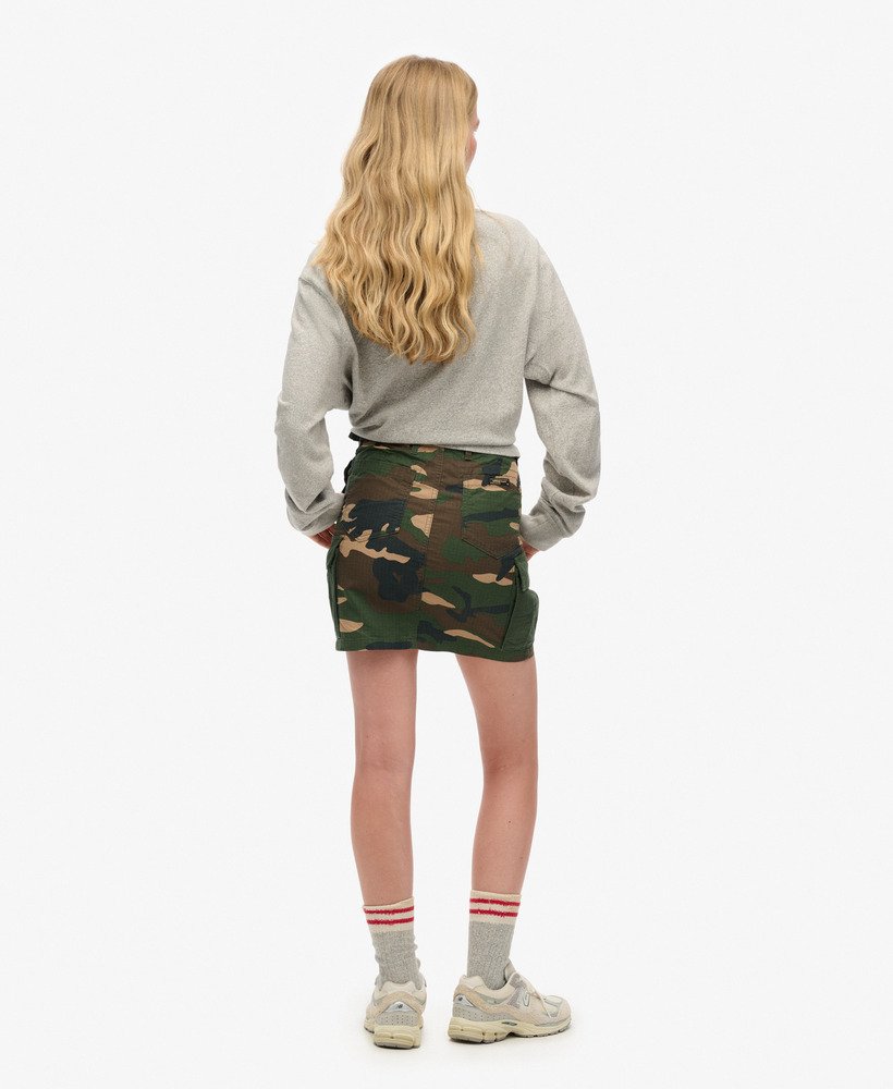 saia cargo reta em camuflagem colorado
