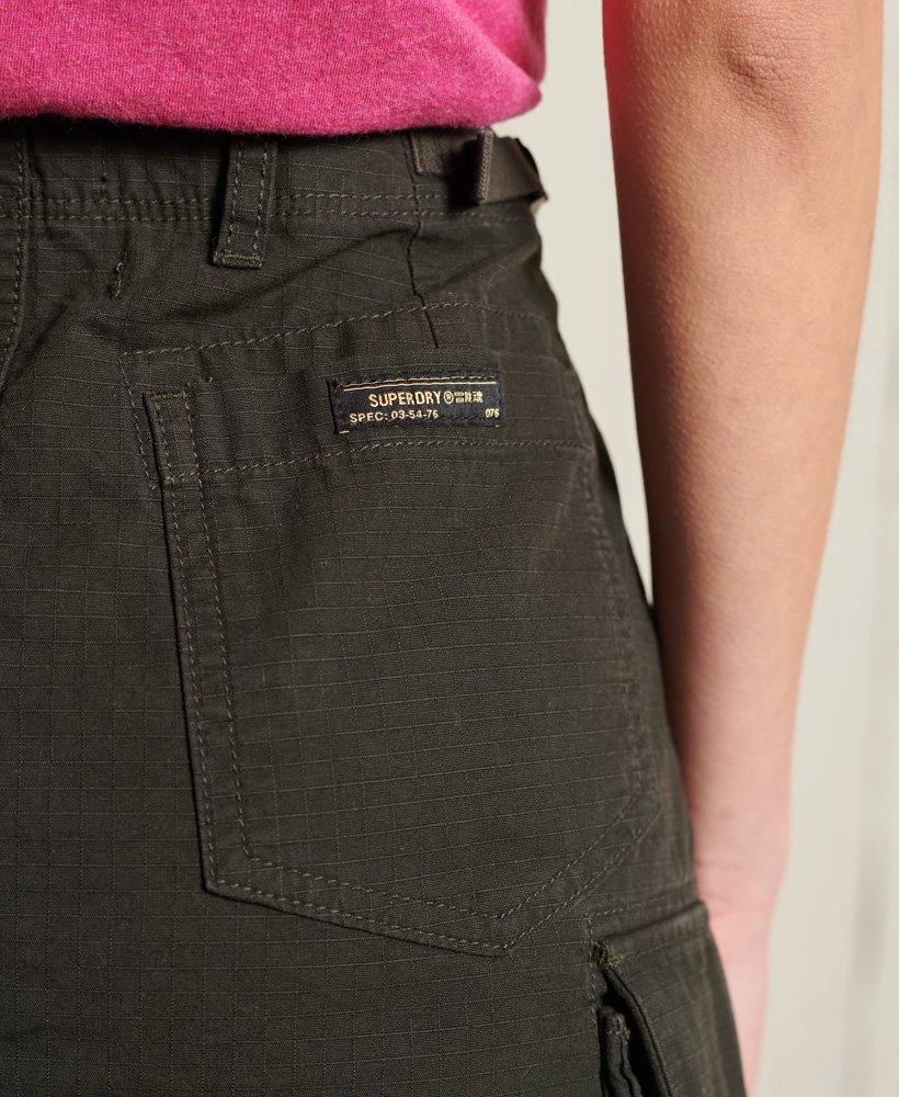 saia cargo reta na cor verde-oliva da surplus goods