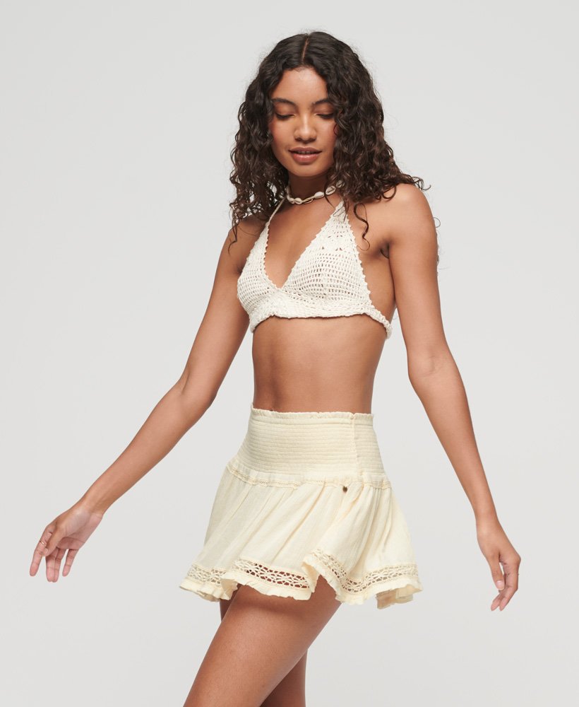saia vintage alana rara na cor creme.