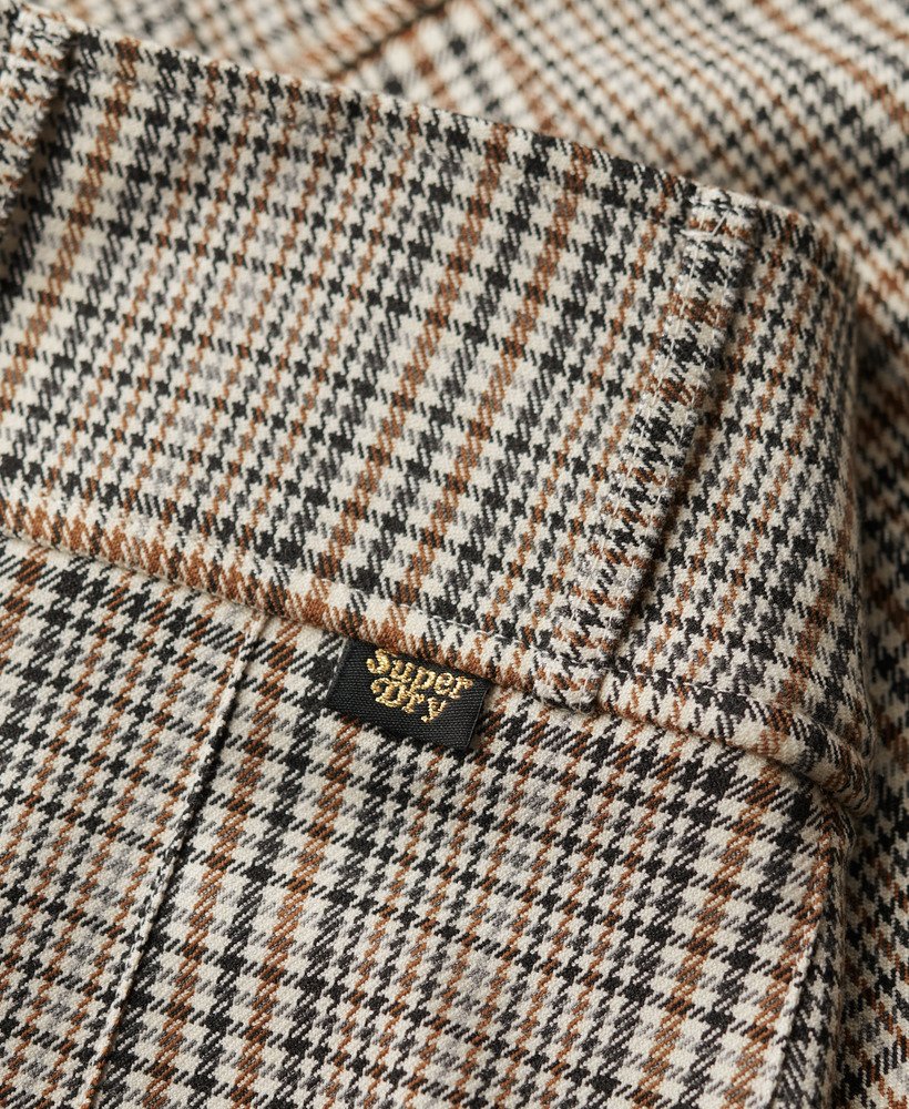 minissaia plissada de cintura baixa em tweed neutro