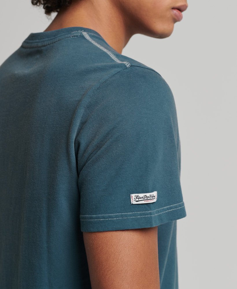 camiseta vintage 04 rework classic de edição limitada na cor azul garrafa
