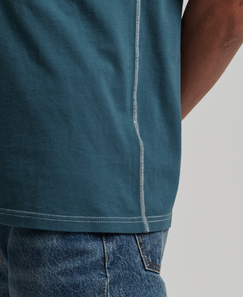camiseta vintage 04 rework classic de edição limitada na cor azul garrafa