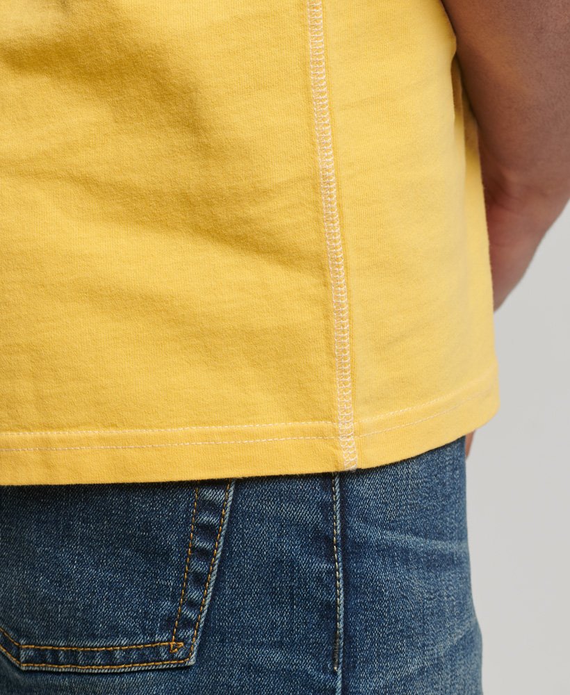 camiseta vintage 08 rework classic de edição limitada na cor amarelo pigmentado.