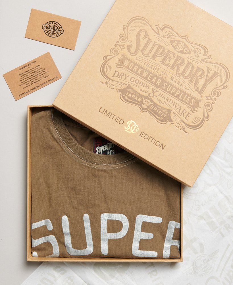 camiseta vintage 07 rework classic de edição limitada em cinza escuroprata metálico