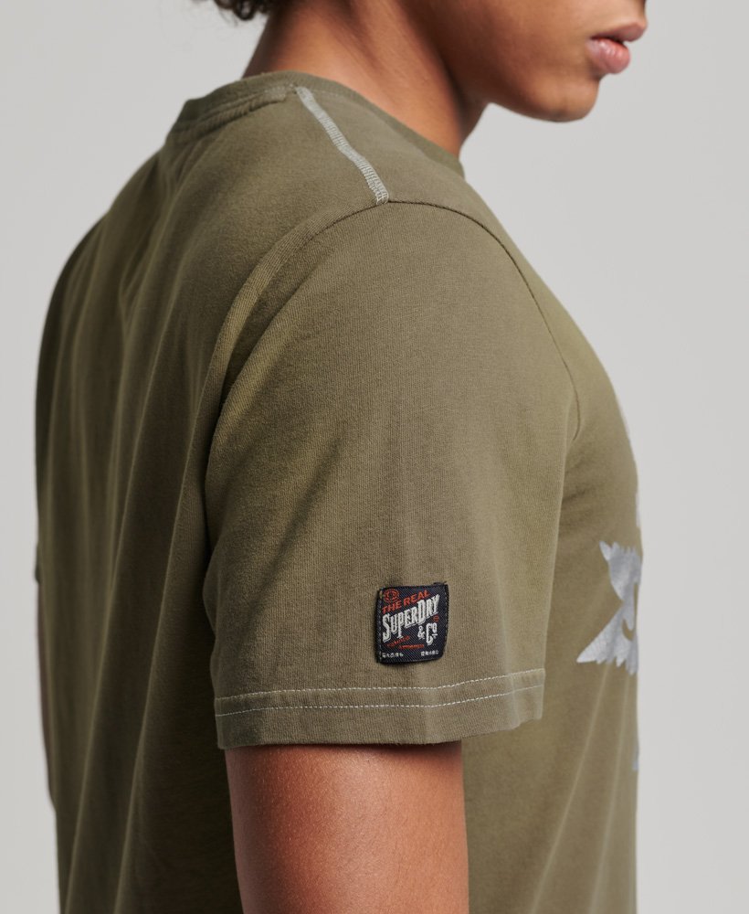 camiseta vintage 07 rework classic de edição limitada em cinza escuroprata metálico