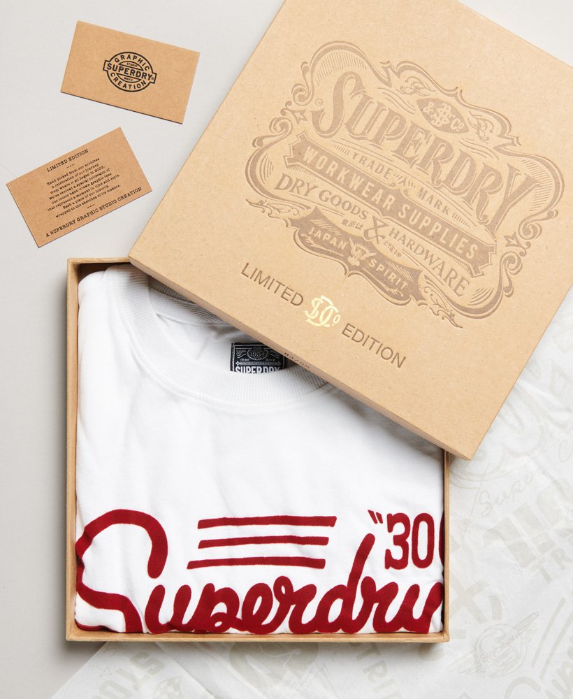 camiseta clássica vintage 08 rework edição limitada em branco invernobordô