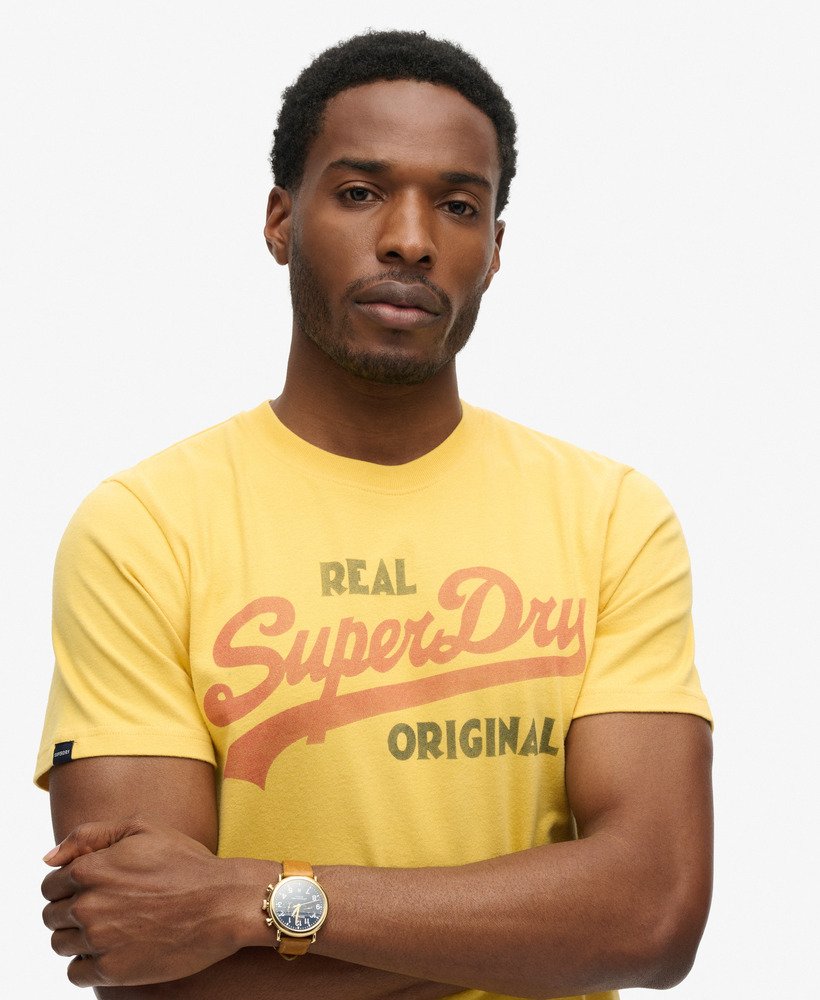 camiseta vintage logo soda pop na cor amarela pigmentada