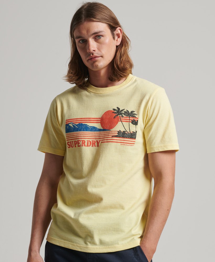 camiseta vintage great outdoors na cor amarelo laguna mesclado