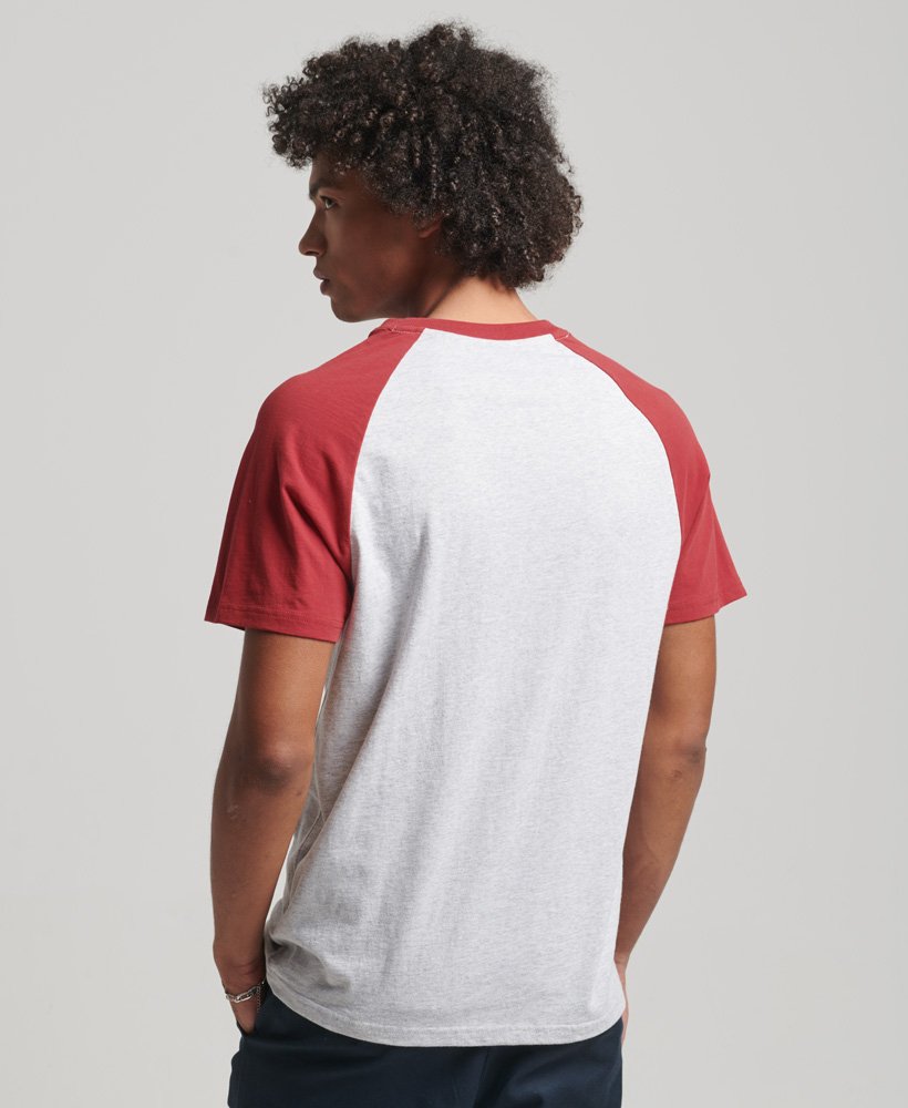 camiseta raglan vintage home run em cinza glacial mescladovermelho