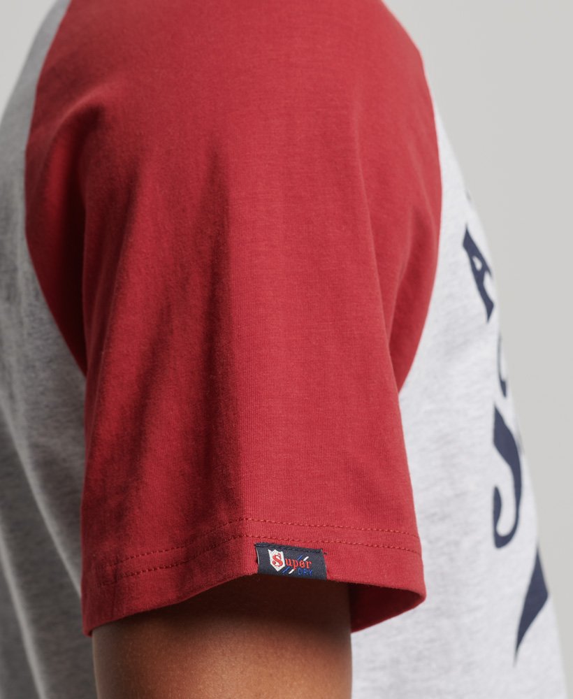 camiseta raglan vintage home run em cinza glacial mescladovermelho