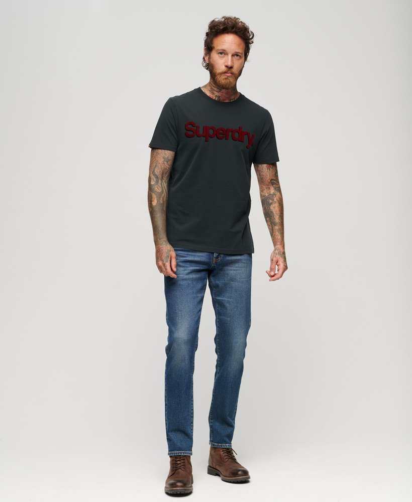 camiseta clássica com logo principal na cor azul-marinho eclipse.