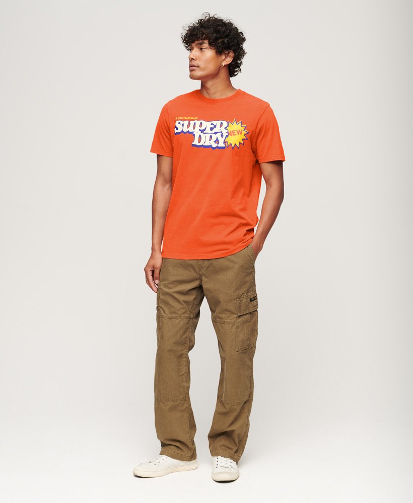 camiseta cooper com logo retrô dos anos 70 na cor laranja purê de abóbora.