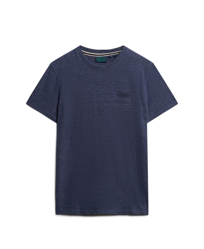 camiseta essential logo em algodão orgânico na cor azul índigo escuro mesclado.