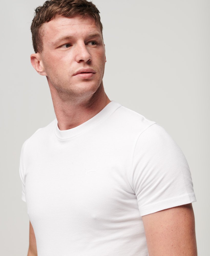 camiseta essential small logo em algodão orgânico na cor ÓpticaÓptica