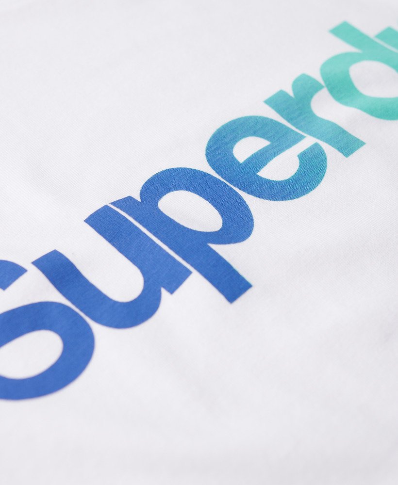 camiseta folgada com logo principal em degradê branco brilhante.