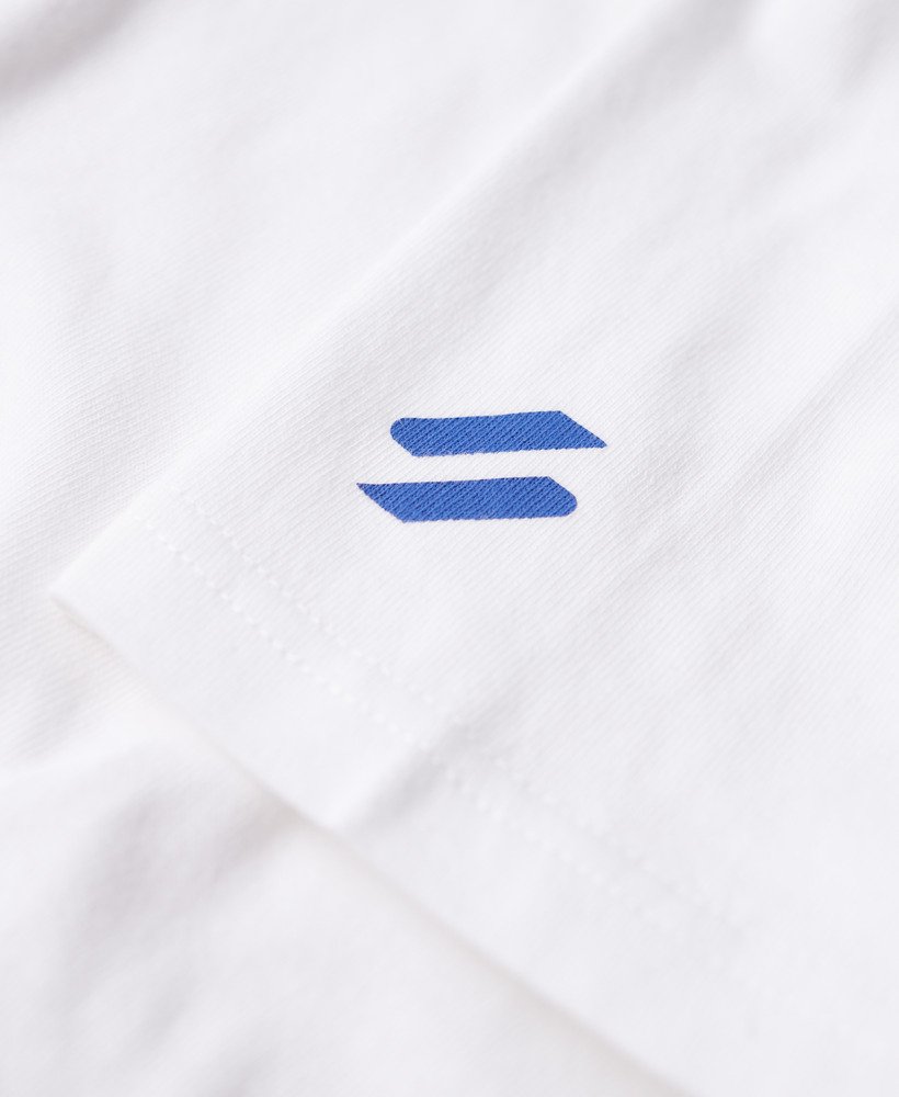 camiseta folgada com logo principal em degradê branco brilhante.