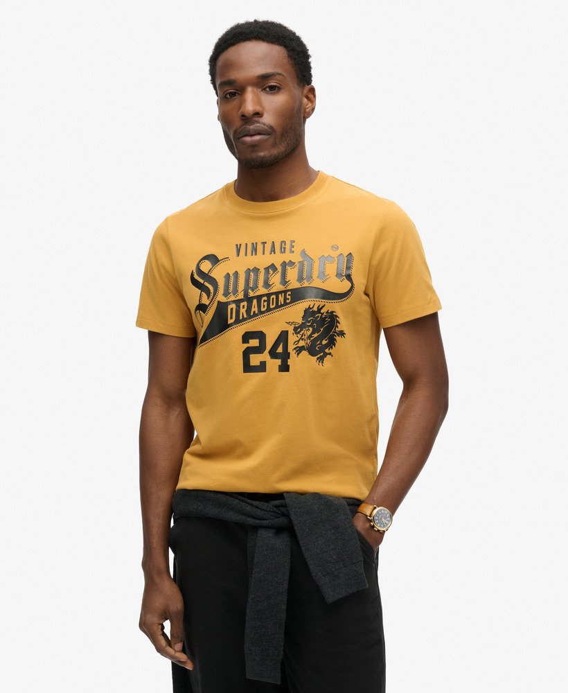 camiseta com estampa do ano novo chinês na cor bege açafrão