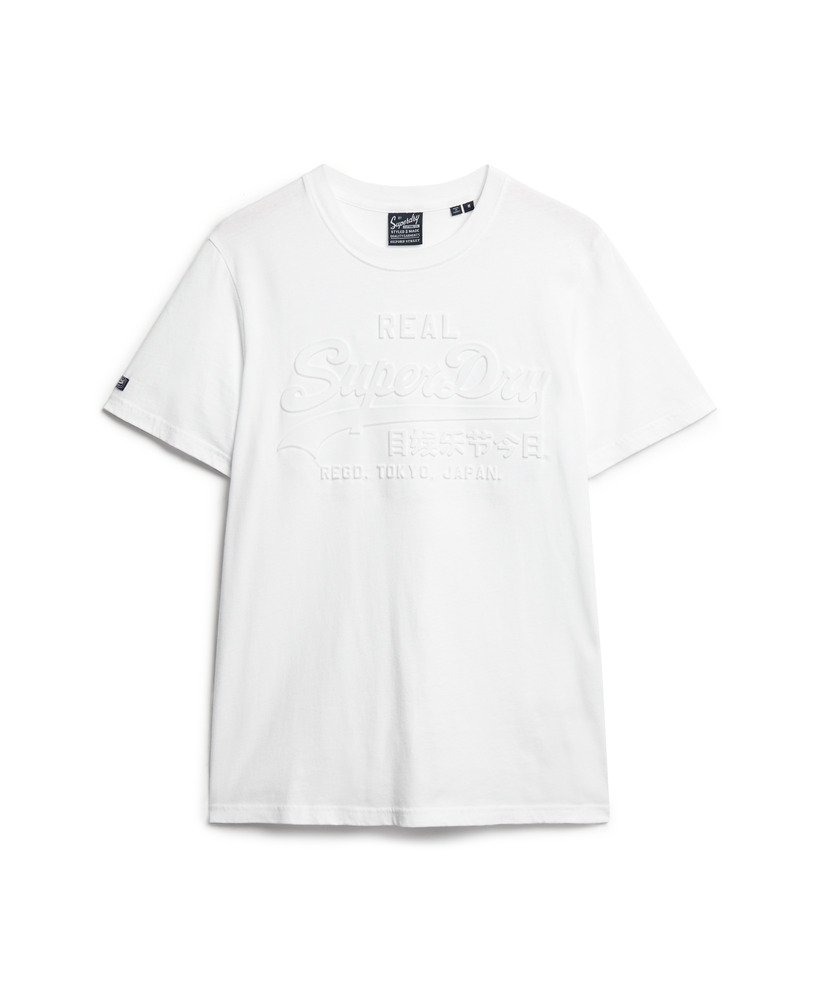 camiseta com logo vintage em relevo na cor óptica.
