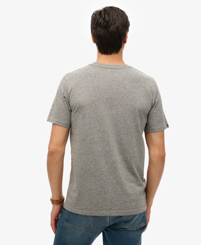 camiseta core logo great outdoors na cor cinza asfalto grit