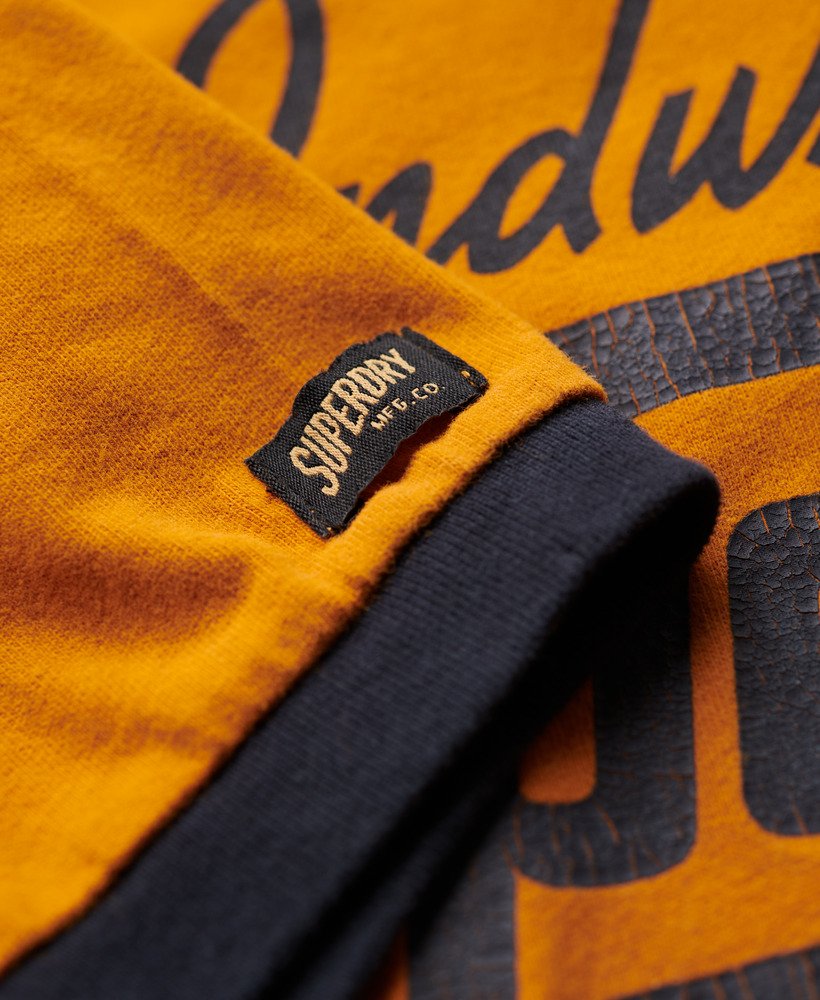 camiseta ringer workwear graphic em marrom ocre heritageazul marinho eclipse