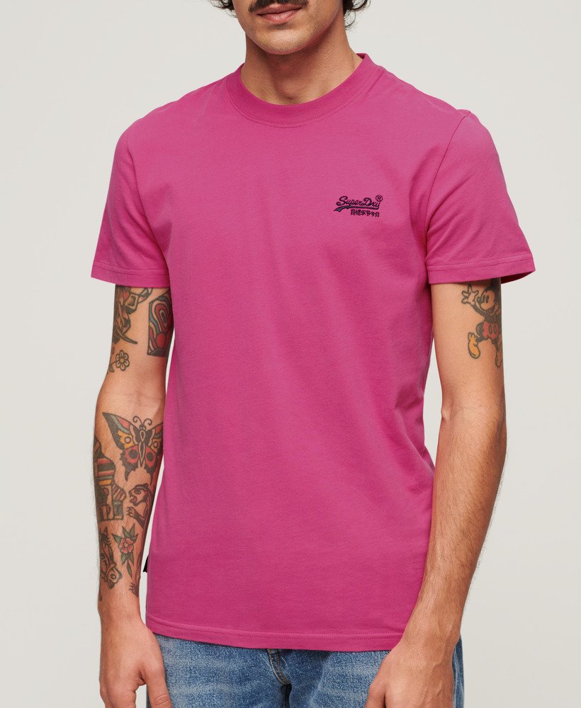 camiseta essential logo em algodão orgânico na cor rosa echo