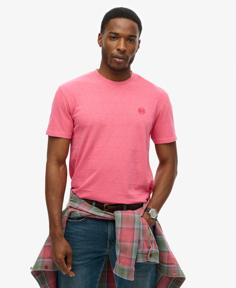 camiseta de algodão orgânico com textura vintage na cor rosa deserto.